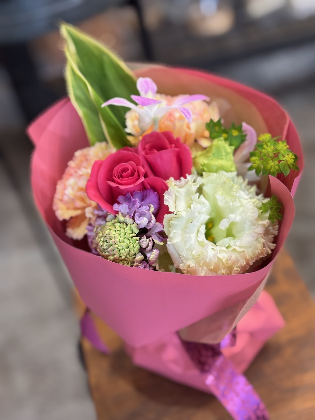 そのまま飾れるスタンディングブーケ